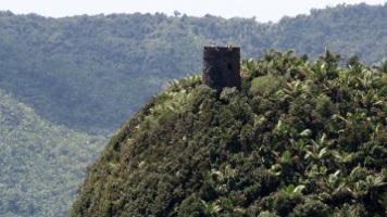 Los Picachos Trail