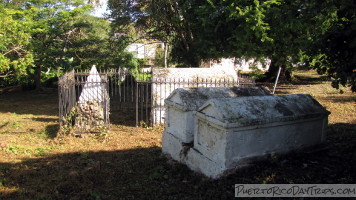 Tombs in Vieques