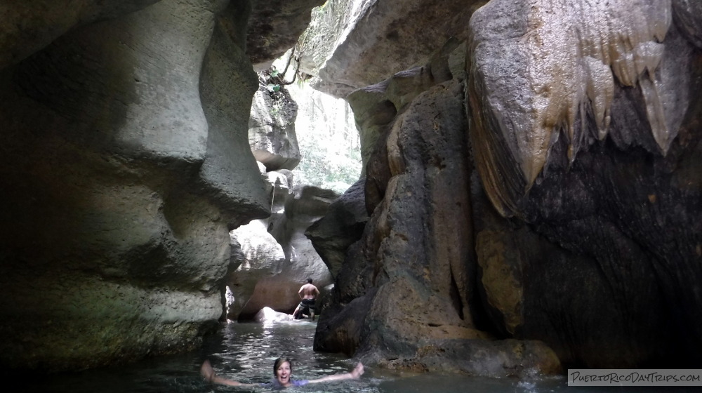 Charco Azul and Cuevas Arenales