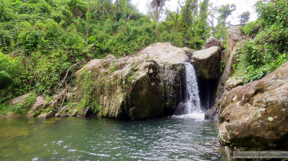 El Periquito Waterfall