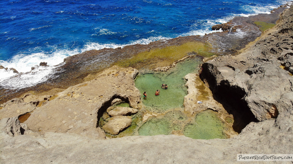 Manatí Natural Pools